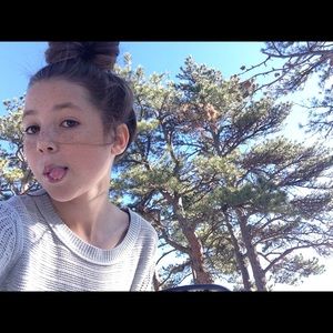 Meet your Posher, Vvictoria